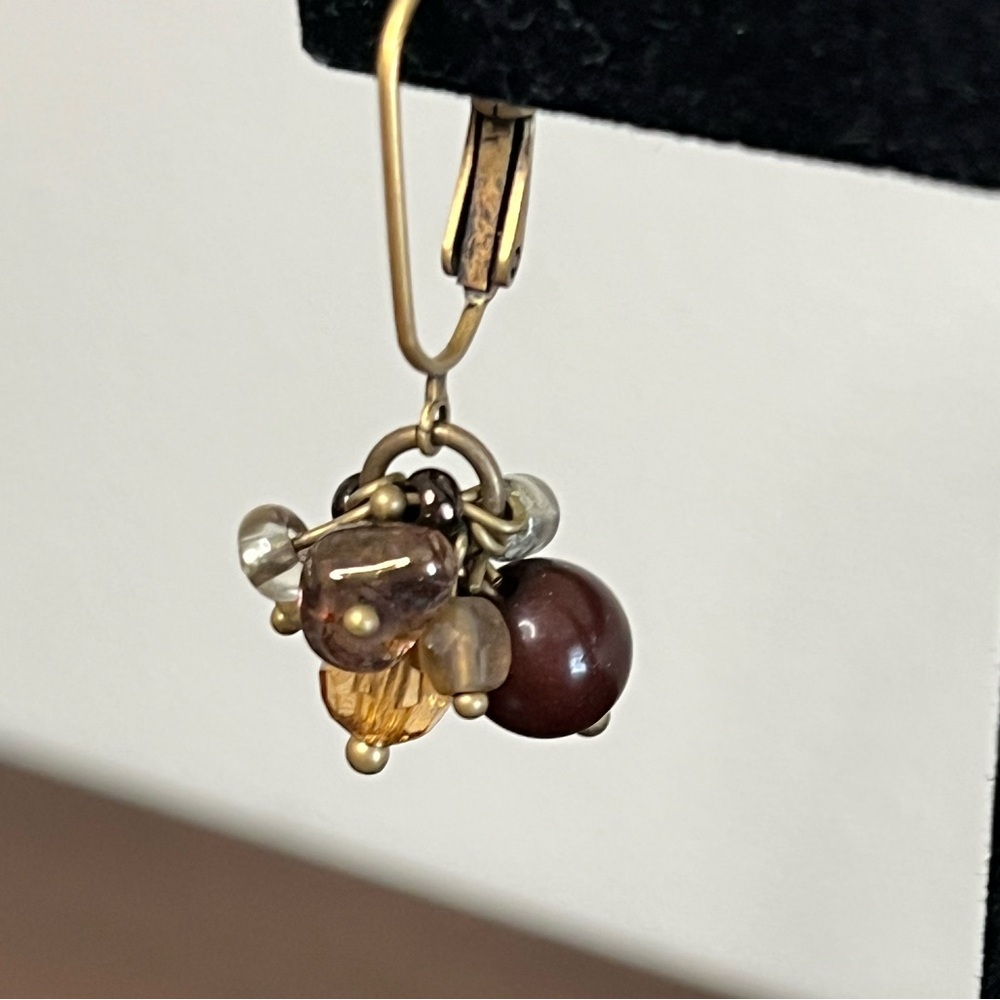 Beaded gold & brown bracelet and earrings - Picture 3 of 5